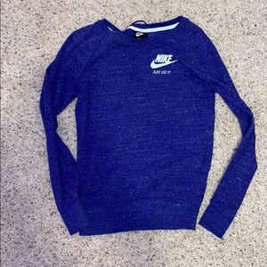 nike sweatshirt